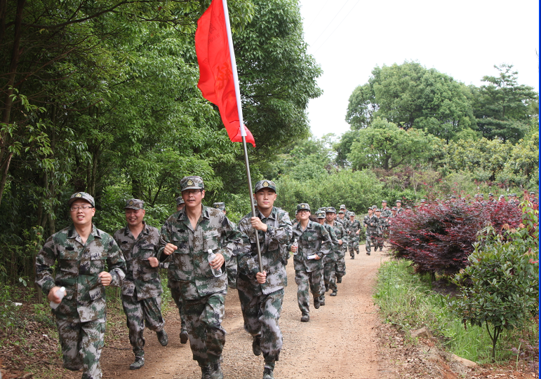 mg4377娛樂電子遊戲網站控股集團舉行民兵應急連機動拉練活動